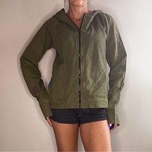 Green casual jacket- GUC- xs- light weight